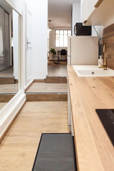 L'Escapade-Hypercentre-Parking Prive-Refait A Neuf Apartman Châteauroux Kültér fotó