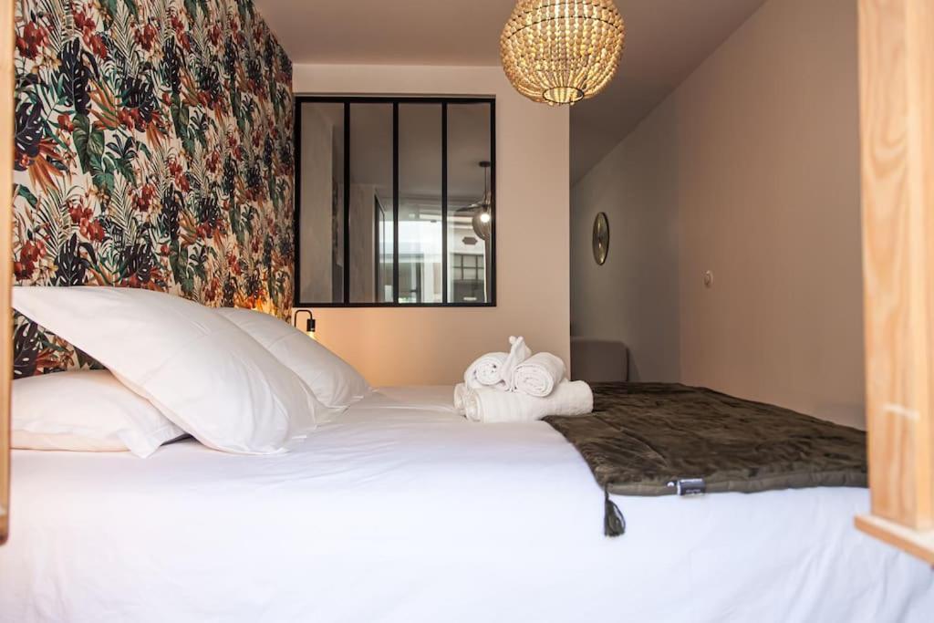 L'Escapade-Hypercentre-Parking Prive-Refait A Neuf Apartman Châteauroux Kültér fotó